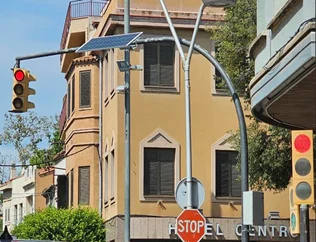 Semáforo solar en Sant Feliu de Llobregat